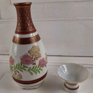 Genuine Kutani Sake Bottle & 1 cup  Floral Accents